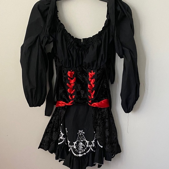 handmade Dresses & Skirts - Elegant Black and Red Dress